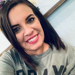 Meet your Posher, Krista